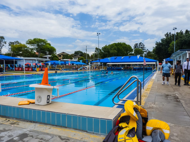 €165.000 Renovierung erforderlich: Weitere Jugendschwimmhalle schließt für immer - CSU fordert Erhalt