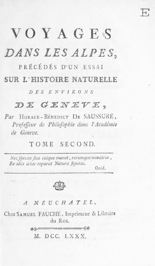 Altes Buch mit dem Titel "Voyages dans les alpes, précédés d'un essai sur l'histoire naturelle des environs de genève", wahrscheinlich eine historische Sammlung von Essays über die Alpen und ihre natürliche Umwelt.