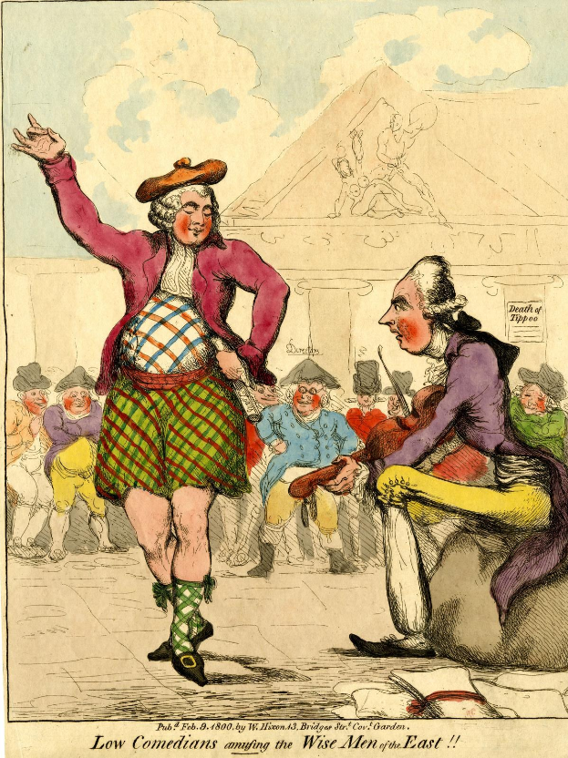 Cartoon-Illustration eines Mannes in einem Kilt und einer Frau in einem Kleid, die vor einem Gebäude unter einem bewölkten Himmel für eine Menge auftreten, mit der Beschriftung 'Niedrige Komiker amüsieren die weisen Männer des Ostens' unten.